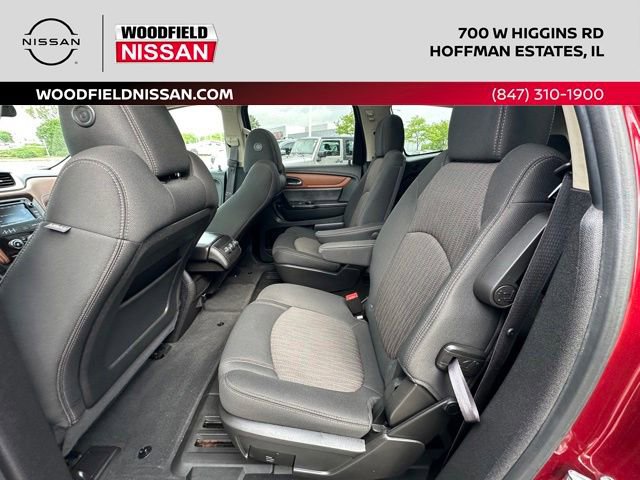 Used 2015 Chevrolet Traverse LT w/ Style and Technology Package FWD image 26