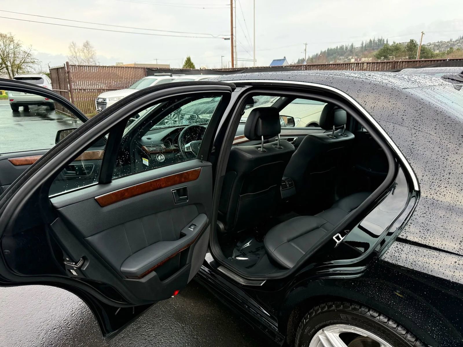 Used 2012 Mercedes-Benz E 350 Sedan image 10