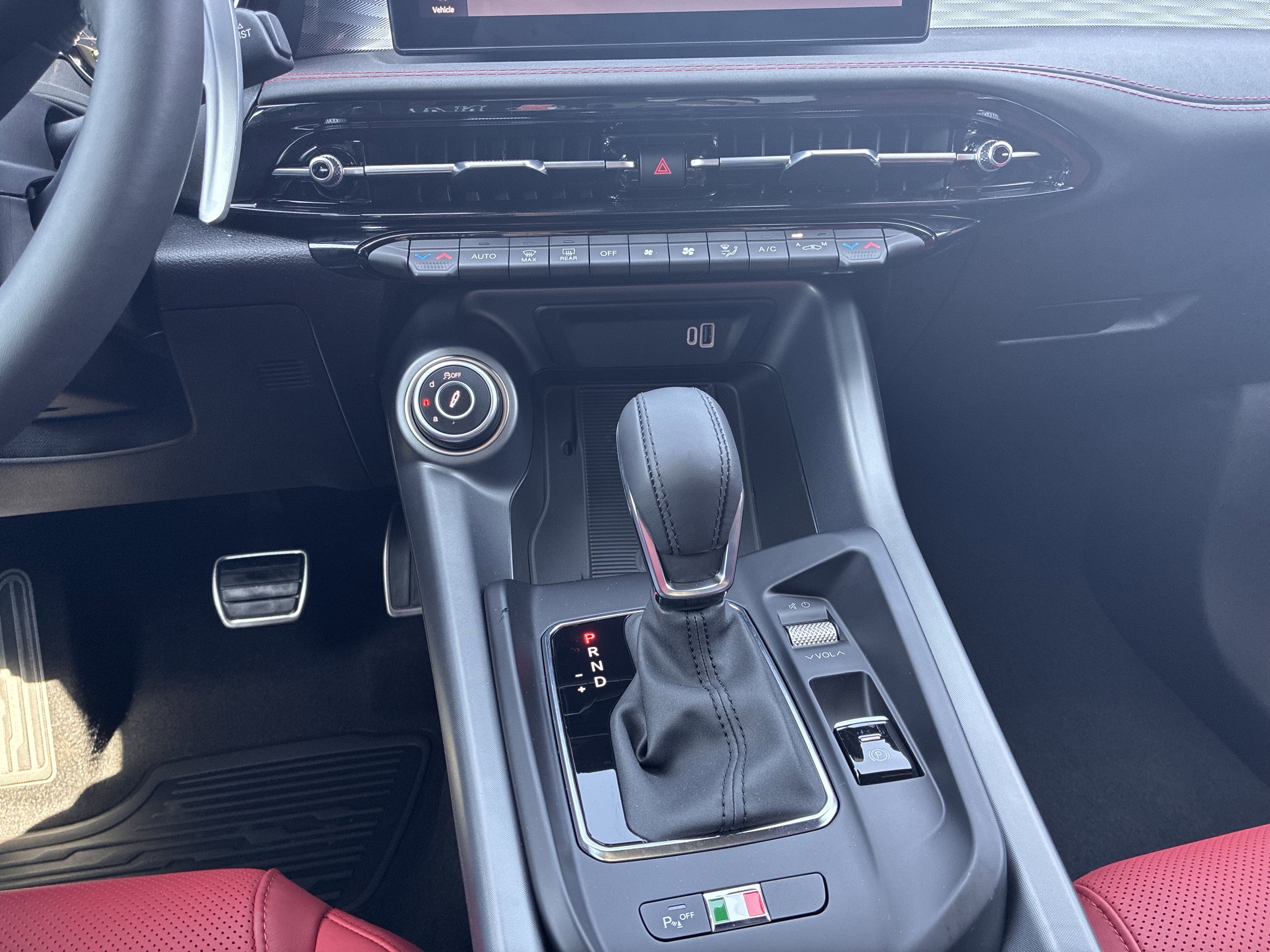 New 2026 Alfa Romeo Tonale Veloce w/ Quick Order Package 23H Volce image 19