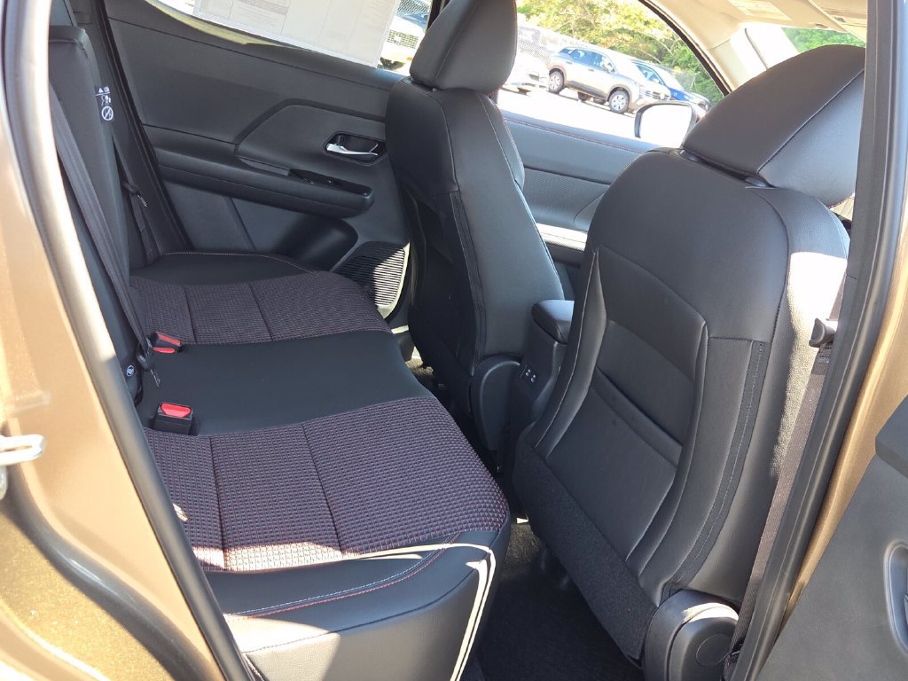 New 2027 Nissan Kicks SR w/ Cold Weather Package FWD image 15