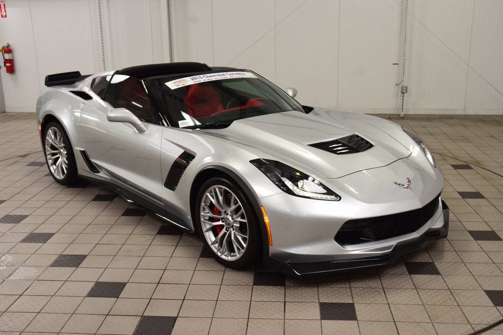 Used 2015 Chevrolet Corvette Z06 w/ 3LZ Preferred Equipment Group image 57