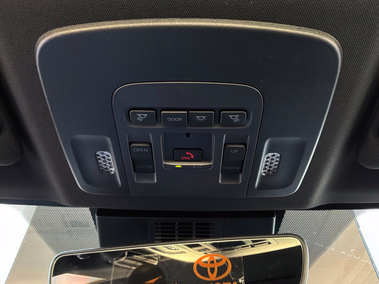 New 2026 Toyota Camry SE w/ Convenience Package FWD image 16