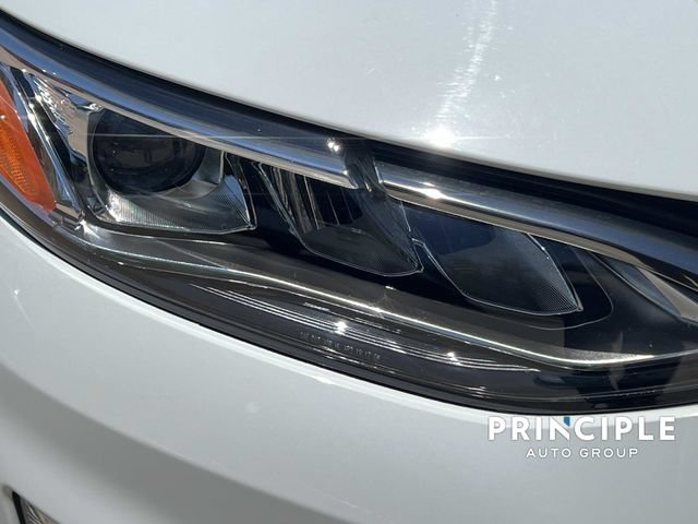 Used 2023 Chevrolet Malibu LT w/ Sport Edition FWD image 9
