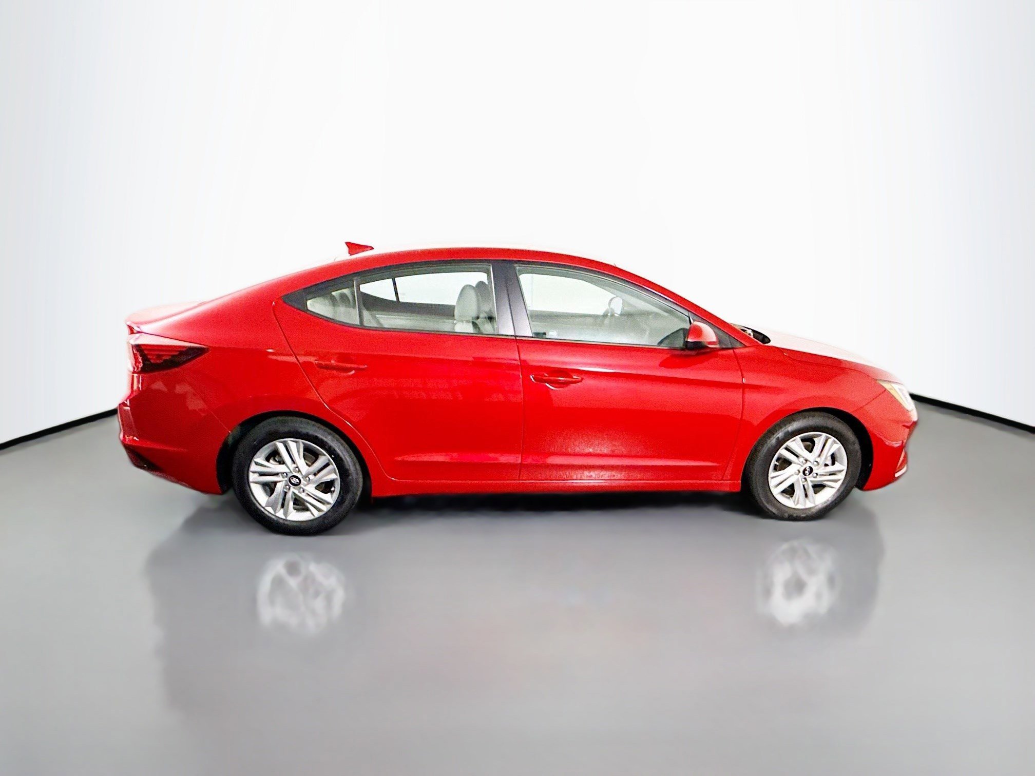 Used 2020 Hyundai Elantra SEL w/ Convenience Package (C2) FWD image 11