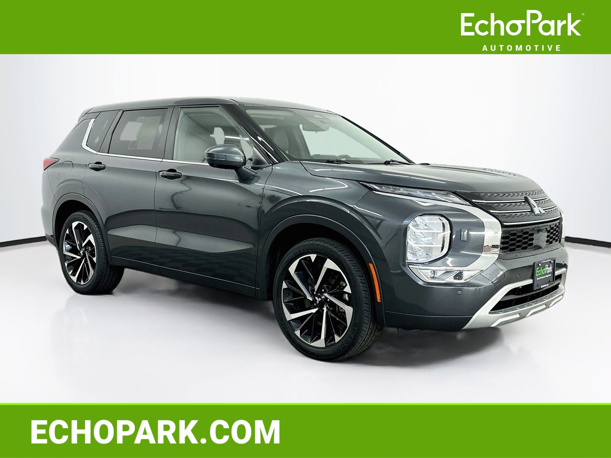 Used 2024 Mitsubishi Outlander SE AWD/4WD image 1
