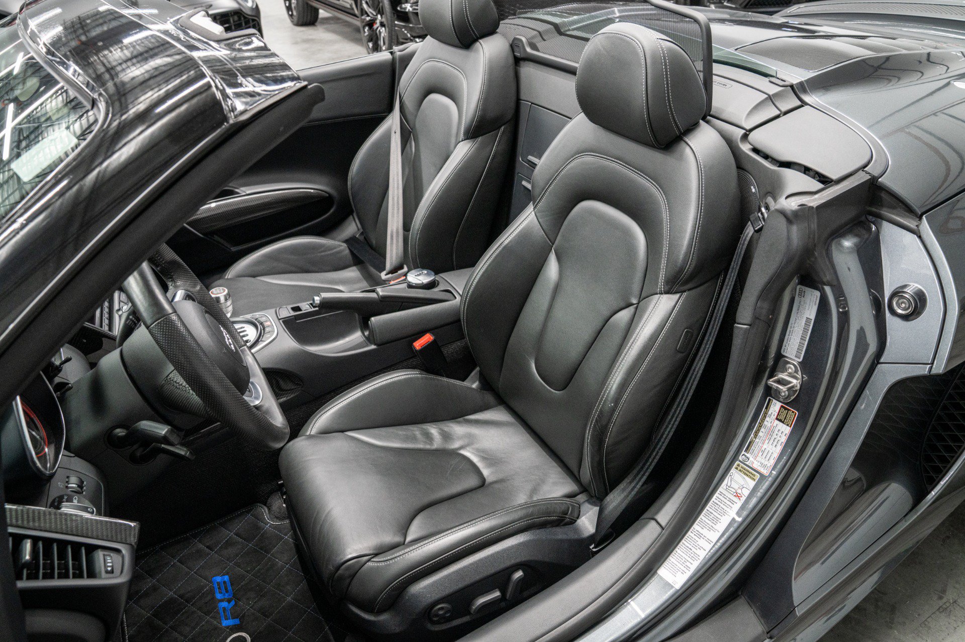 Used 2012 Audi R8 V10 AWD/4WD image 21