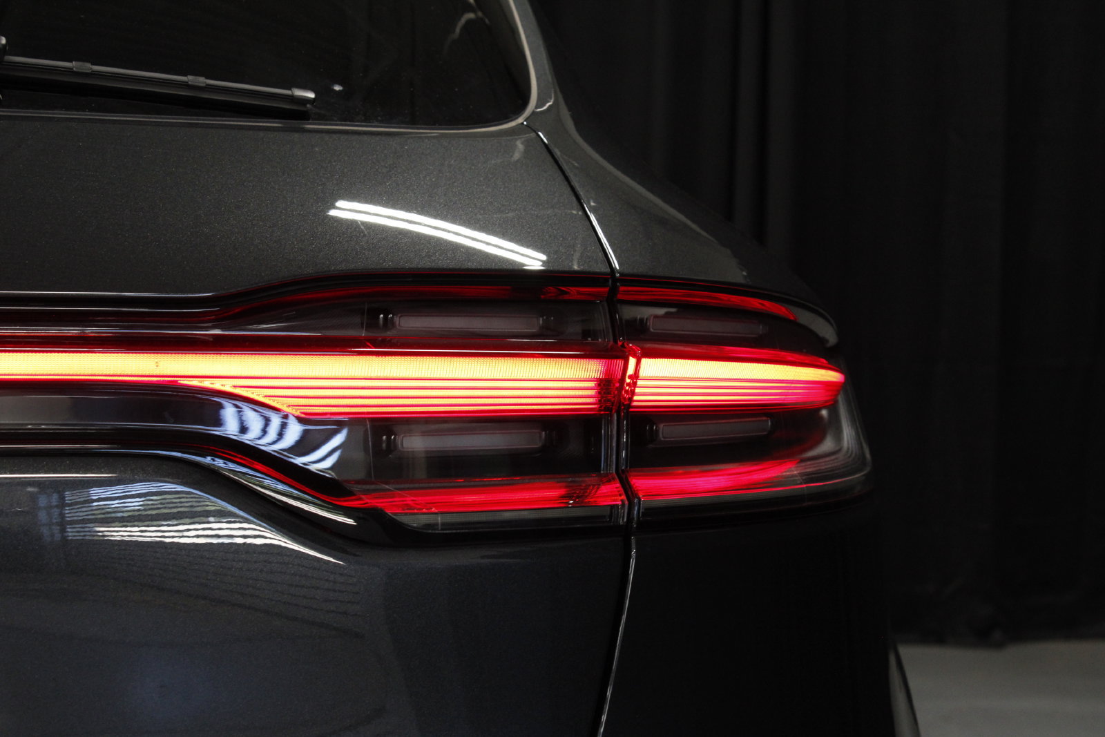 New 2026 Porsche Macan AWD/4WD image 13