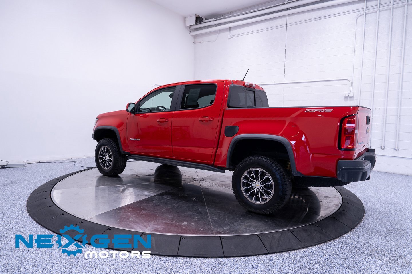 Used 2018 Chevrolet Colorado ZR2 image 29