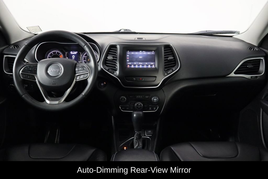 Used 2020 Jeep Cherokee Latitude Plus w/ Comfort/Convenience Group image 14