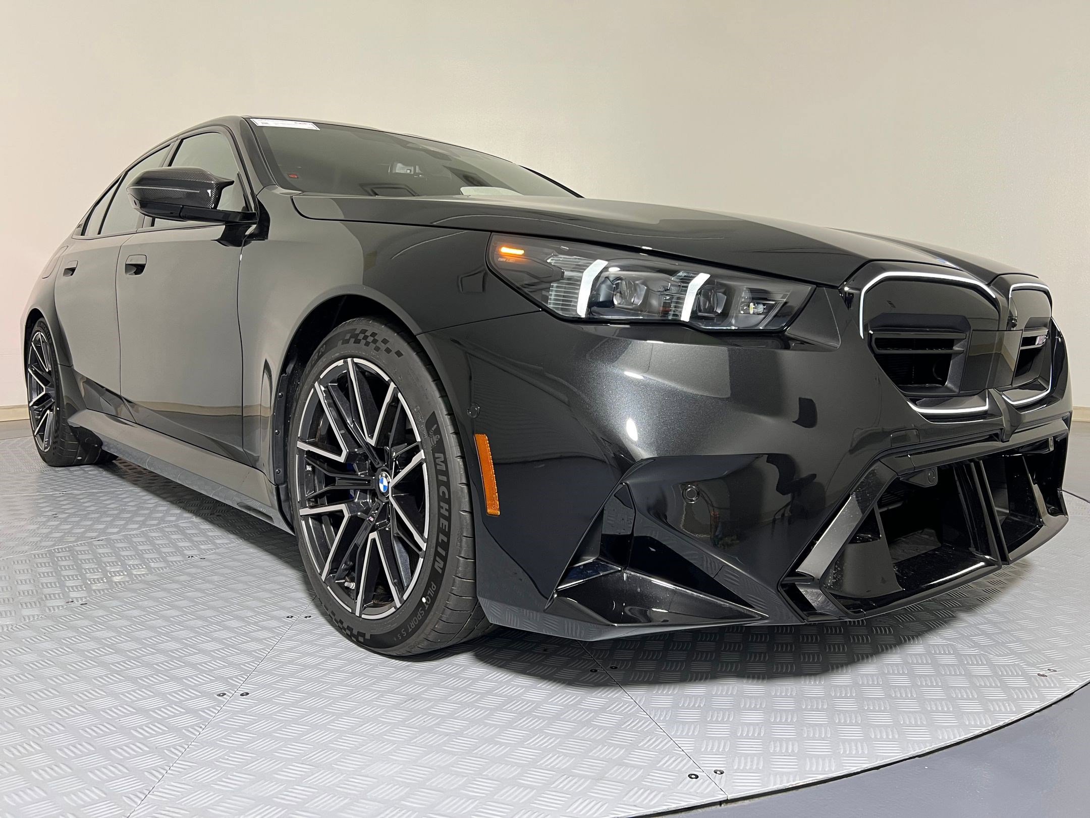 New 2026 BMW M5 w/ Carbon Package image 7
