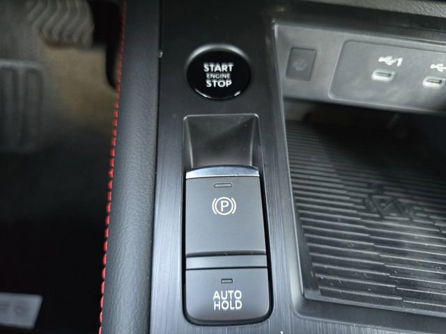 New 2026 Nissan Kicks SR image 28