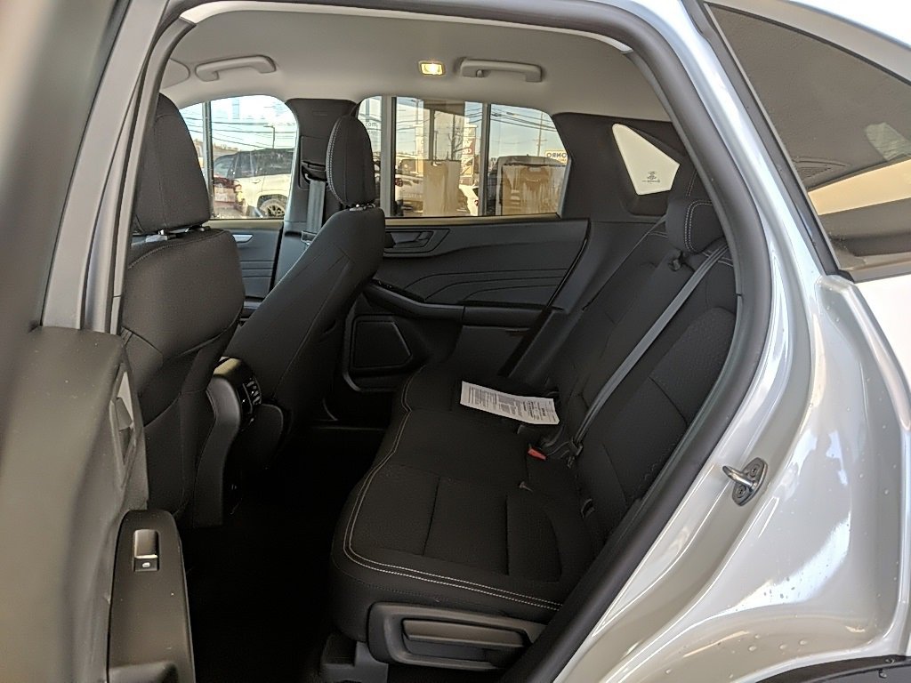 Used 2025 Ford Escape Active image 13