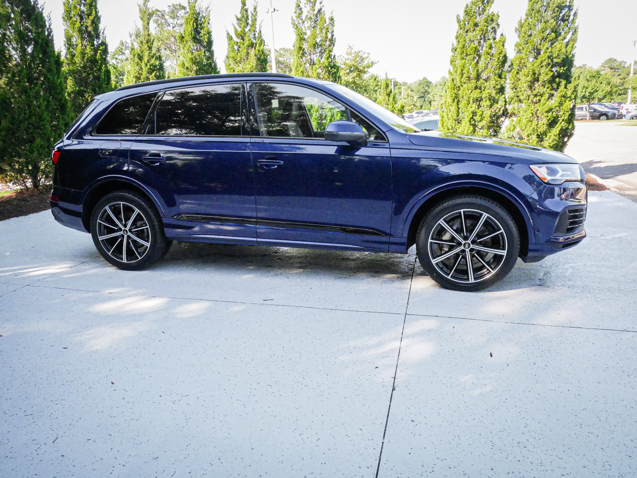 Used 2021 Audi Q7 3.0T Premium Plus w/ Executive Package AWD/4WD image 11