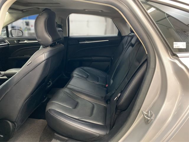 Used 2018 Ford Fusion Titanium image 10