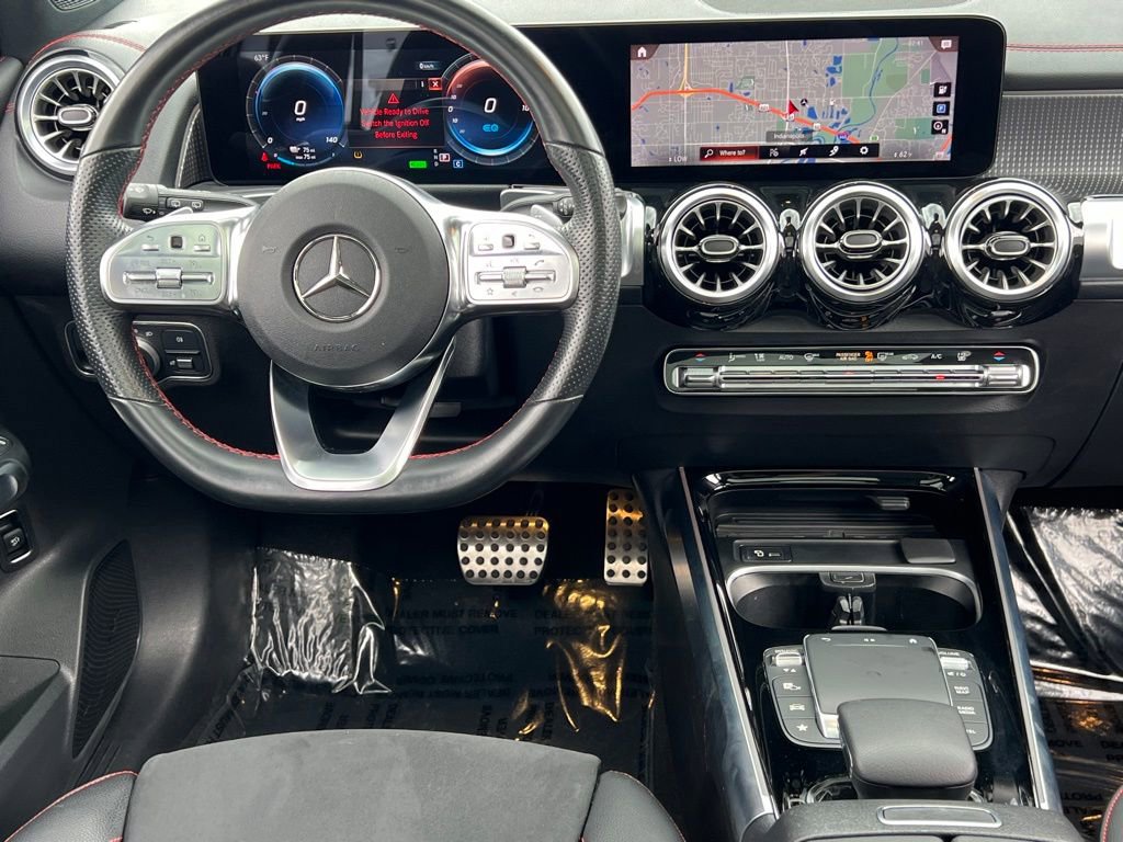 Used 2022 Mercedes-Benz EQB 300 4MATIC image 16