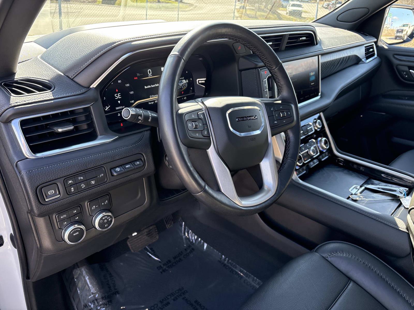 Certified 2022 GMC Yukon Denali image 17