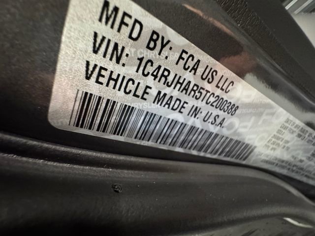 Used 2026 Jeep Grand Cherokee Altitude image 27