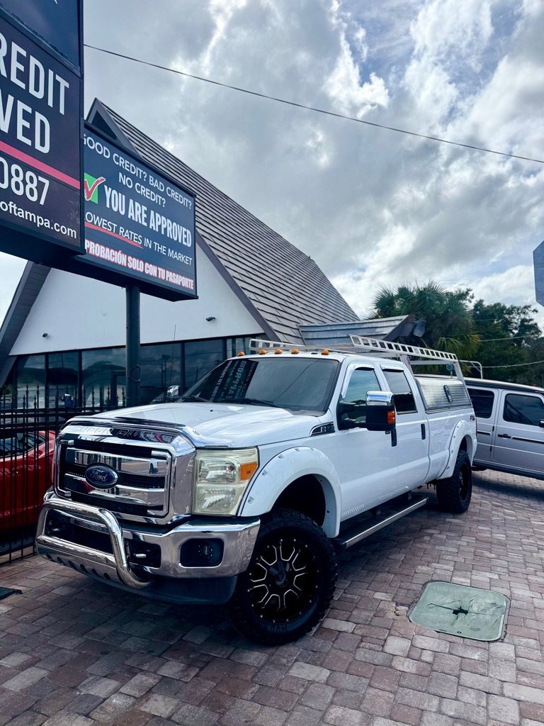 Used 2013 Ford F250 XLT w/ XLT Premium Pkg image 2