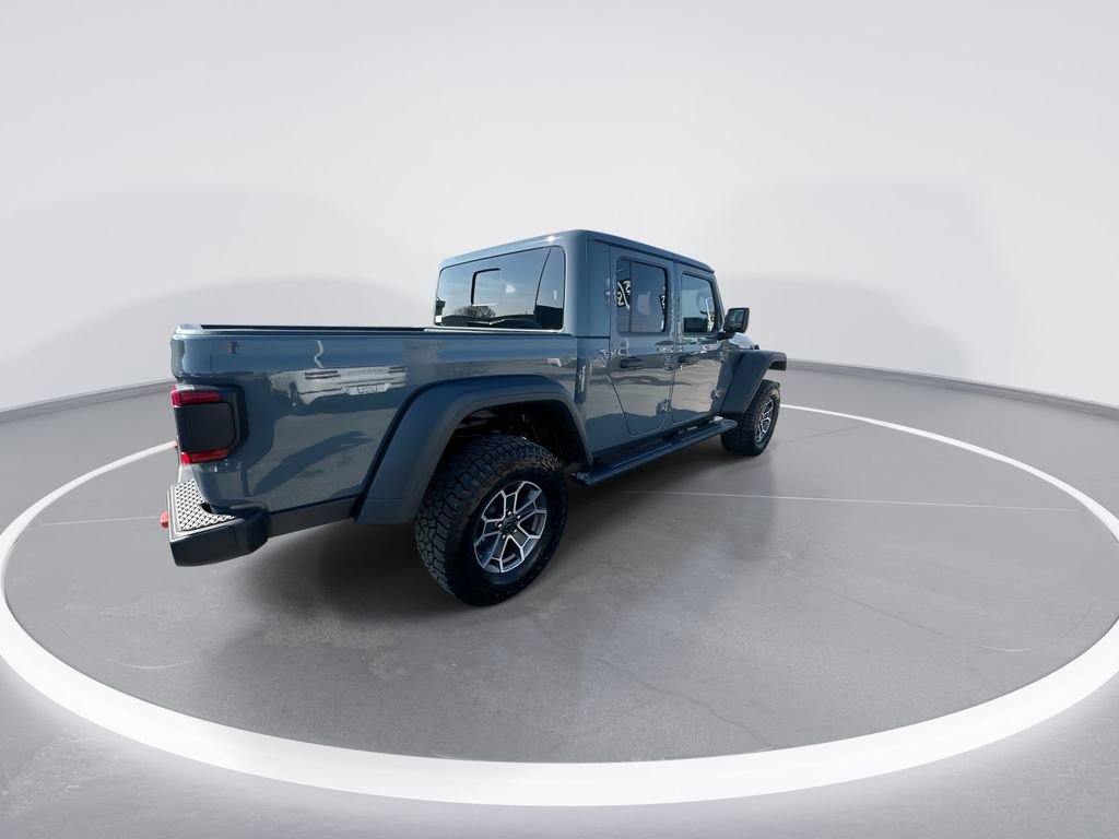 Used 2025 Jeep Gladiator Mojave w/ Convenience Group AWD/4WD image 8