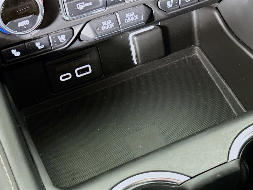 Used 2021 GMC Yukon XL SLT w/ SLT Premium Package image 34