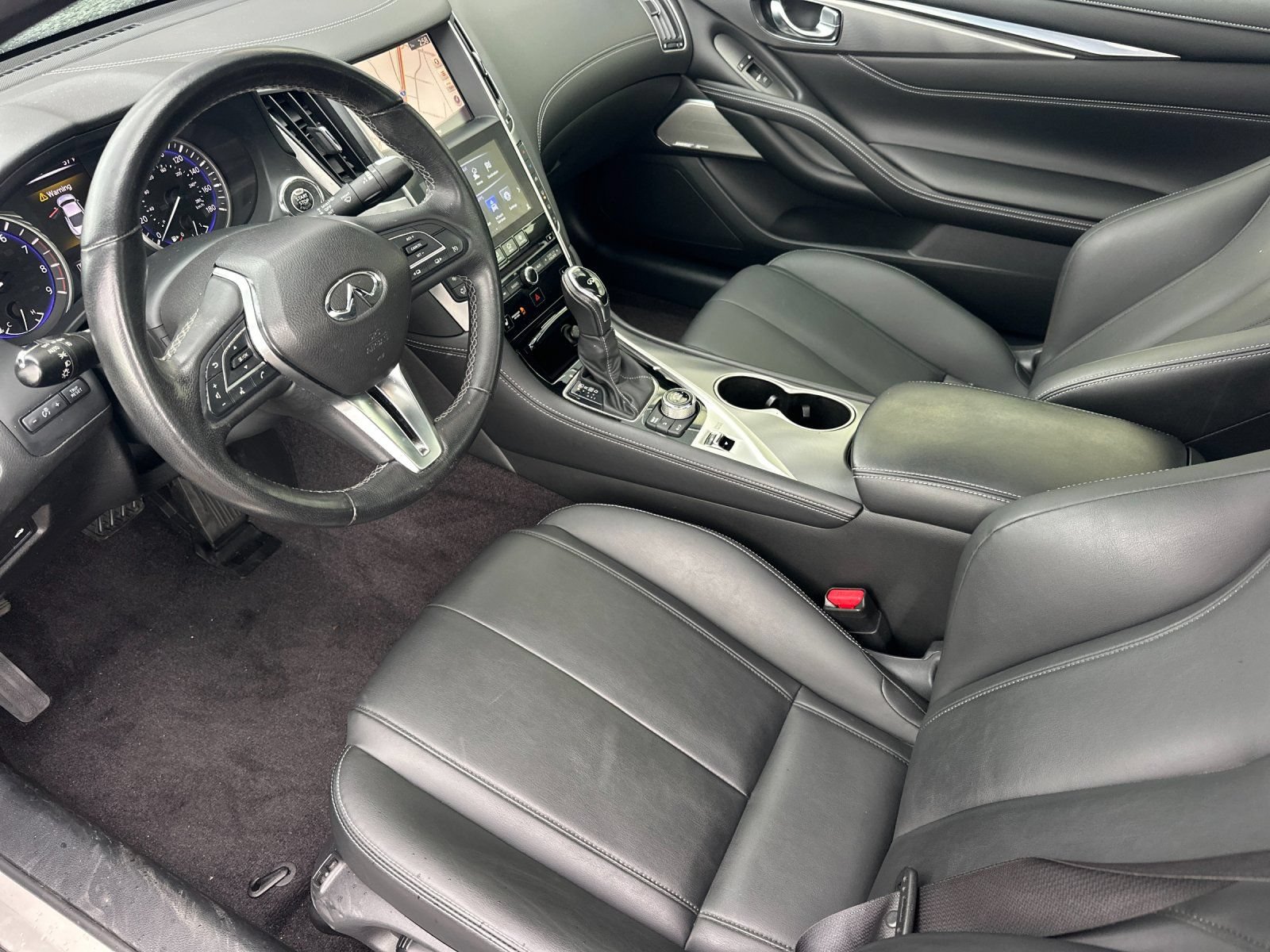 Used 2018 INFINITI Q60 3.0t Luxe w/ Sensory Package 3.0T Luxe AWD/4WD image 9