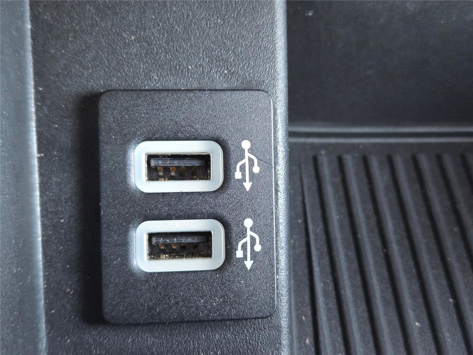 Used 2019 Ford F150 Lariat w/ Equipment Group 502A Luxury image 31