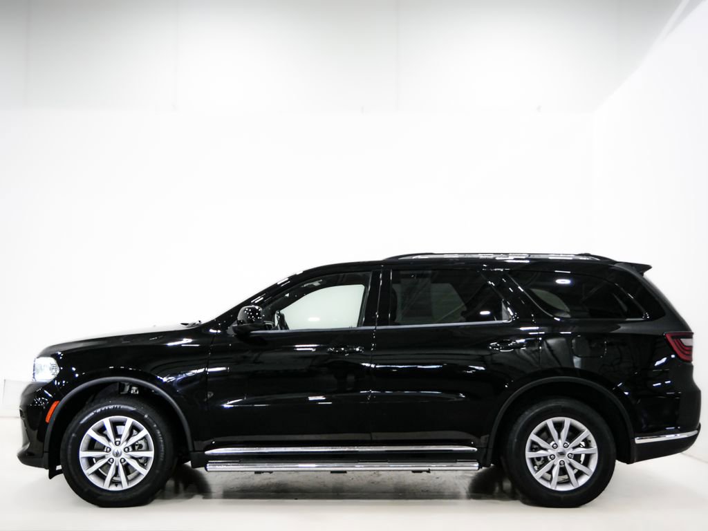 Used 2023 Dodge Durango SXT AWD/4WD image 5