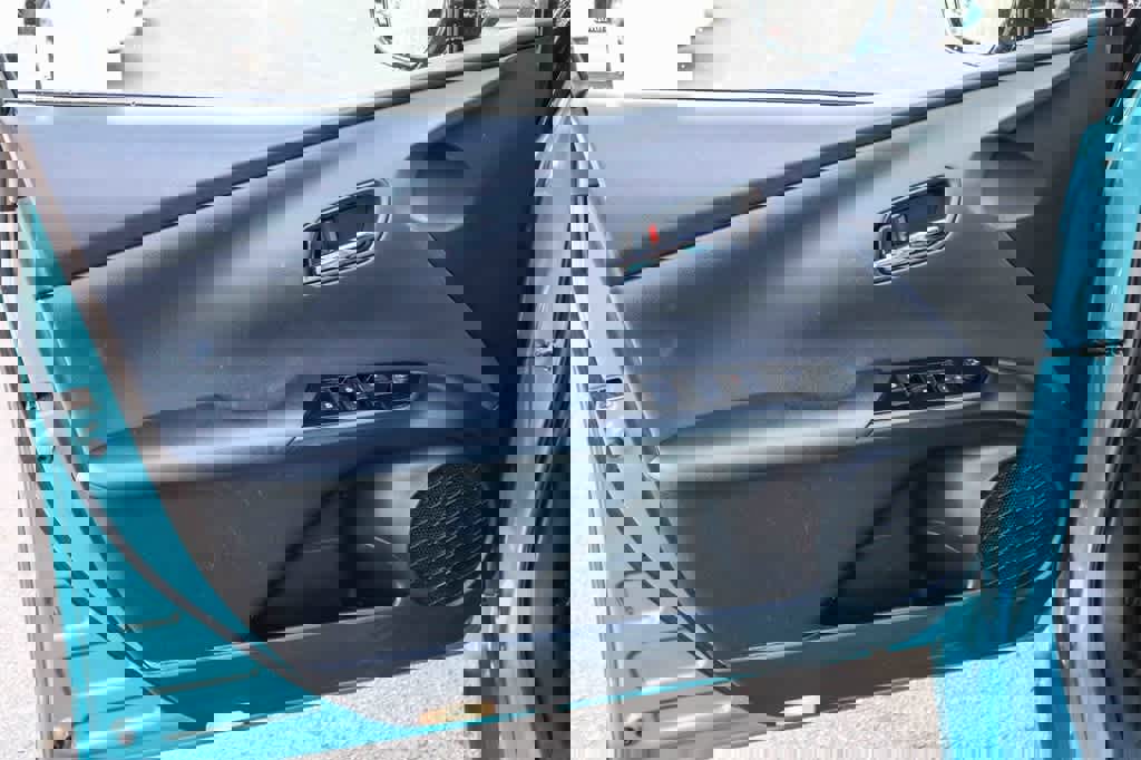 Used 2018 Toyota Prius Prime Plus image 21