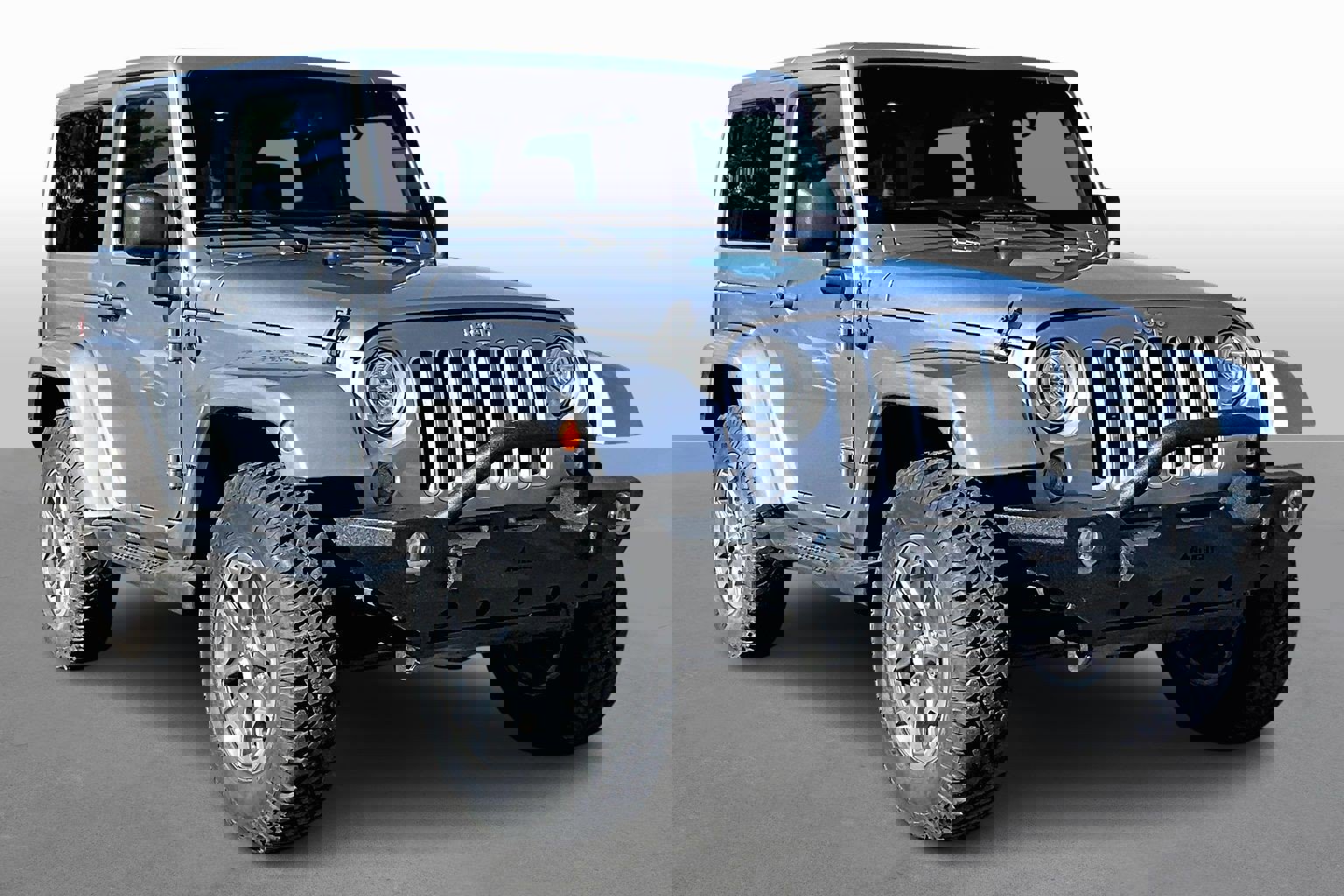 Used 2018 Jeep Wrangler Sahara w/ Connectivity Group image 8