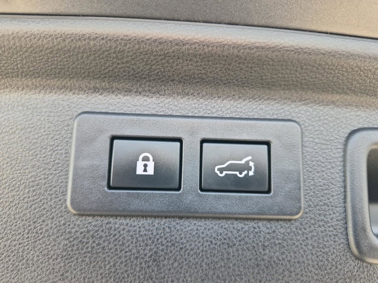 Used 2023 Subaru Forester Premium w/ Popular Package #1 image 11