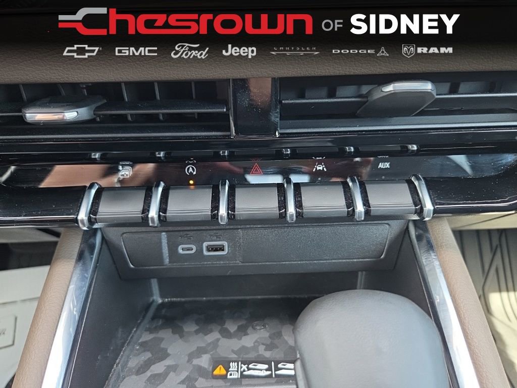 Used 2025 GMC Canyon Denali w/ LPO, Denali Black Edition AWD/4WD image 41