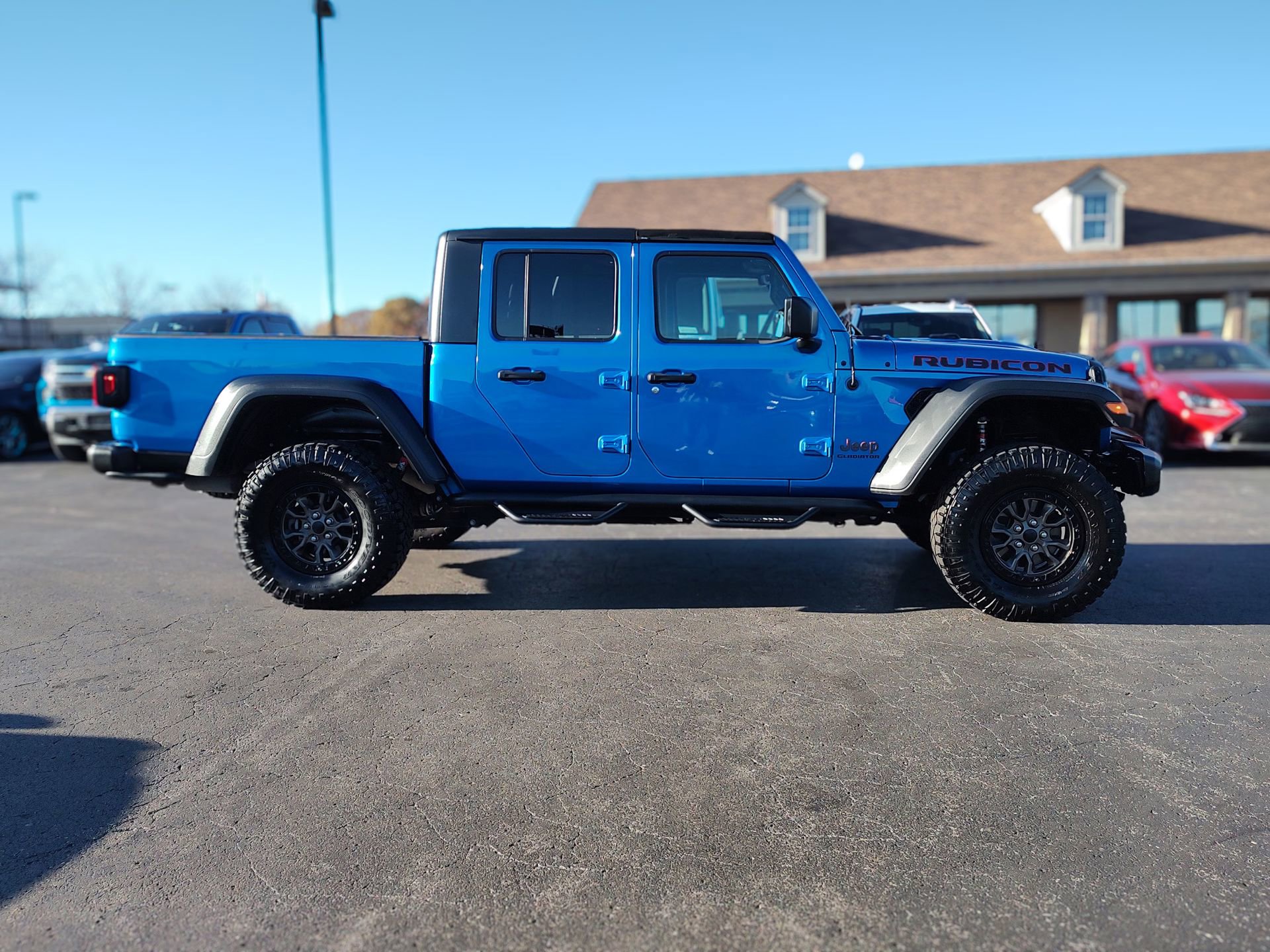 Used 2021 Jeep Gladiator Rubicon image 2