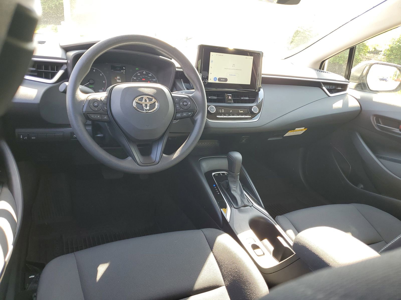 Certified 2025 Toyota Corolla LE w/ Convenience Package AWD/4WD image 10