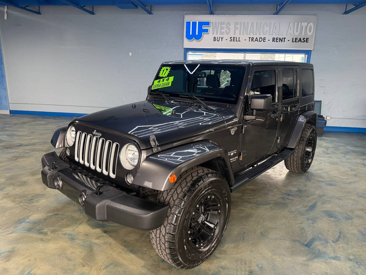 Used 2016 Jeep Wrangler Unlimited Sahara w/ Dual Top Group AWD/4WD image 2