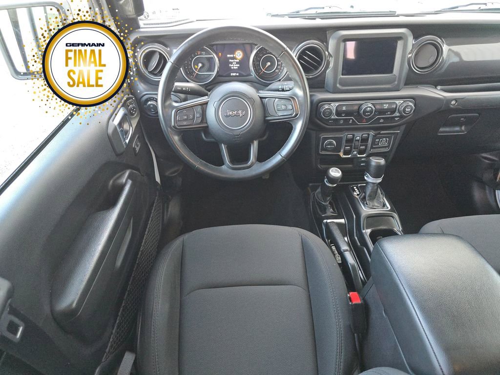 Used 2022 Jeep Gladiator Sport image 15