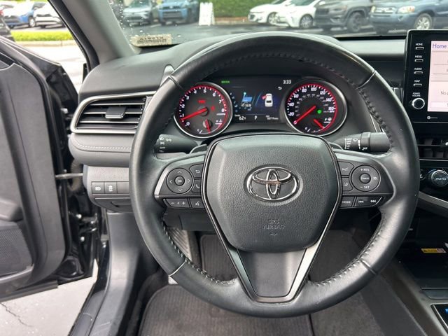 Used 2022 Toyota Camry XSE FWD image 19