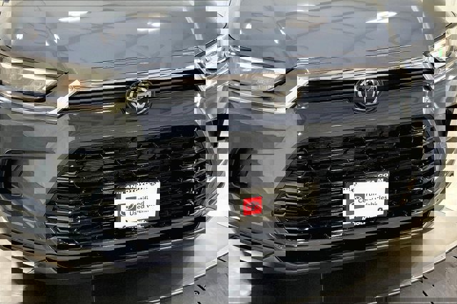 Certified 2025 Toyota Grand Highlander AWD image 31
