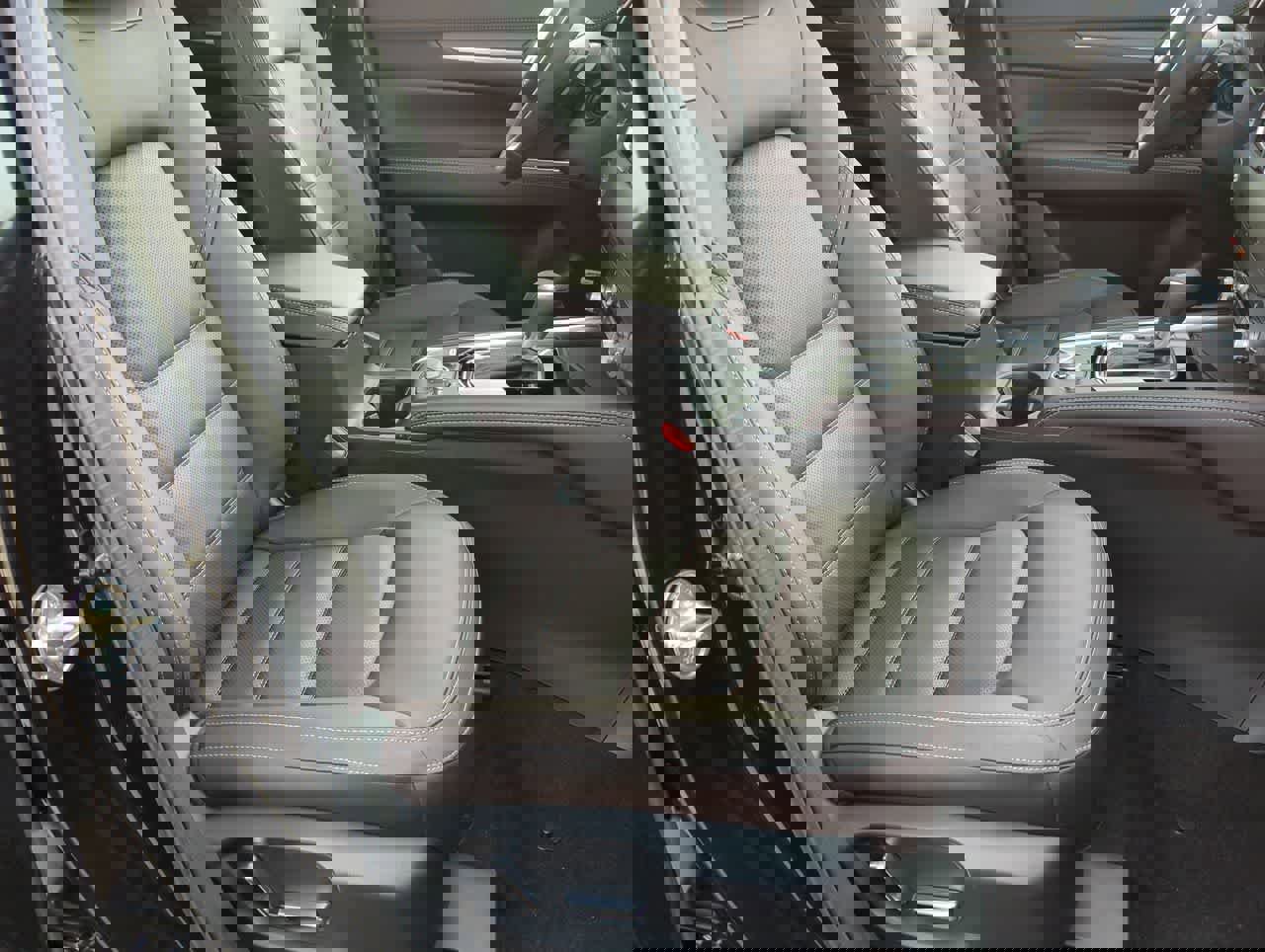 New 2025 MAZDA CX-5 Signature image 21