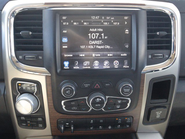 Used 2014 RAM 1500 Laramie w/ Convenience Group image 21