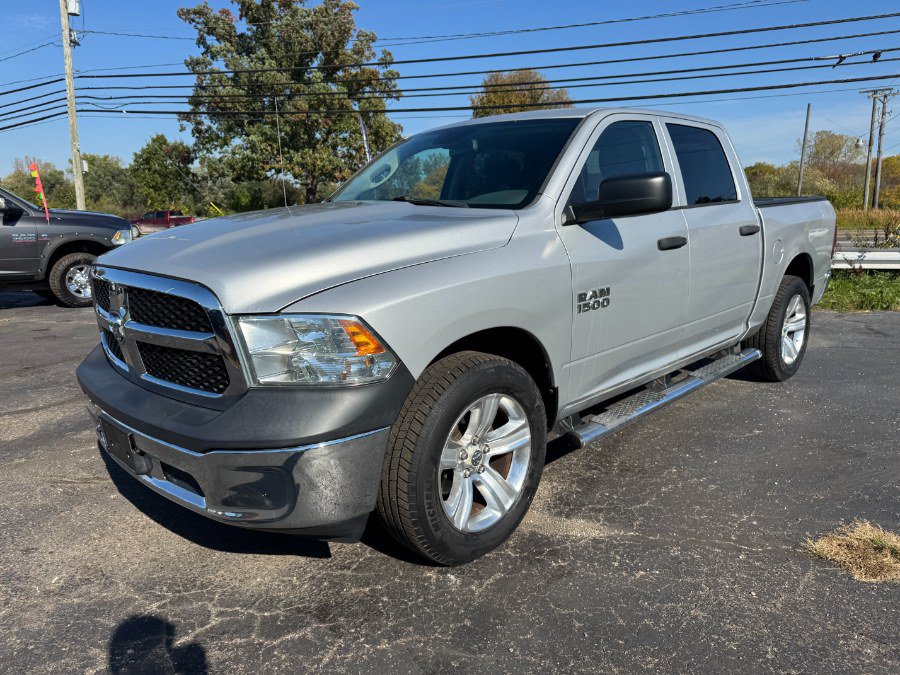 Used 2014 RAM 1500 ST w/ SXT Appearance Group AWD/4WD image 1
