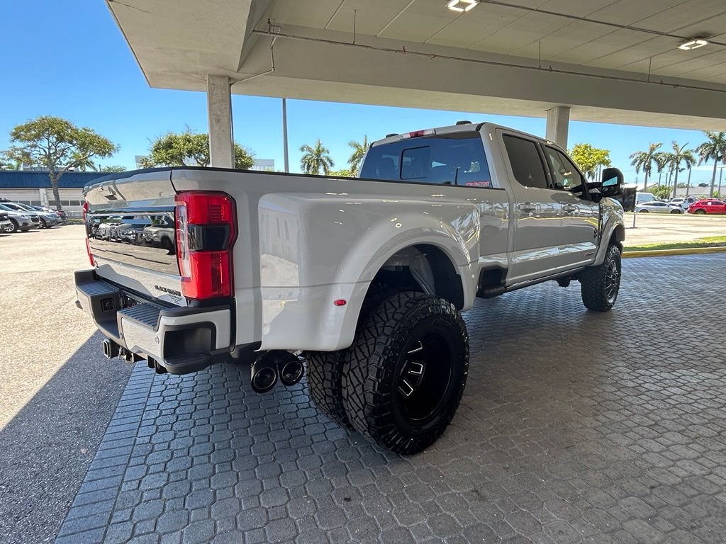 New 2026 Ford F350 Platinum AWD/4WD image 4