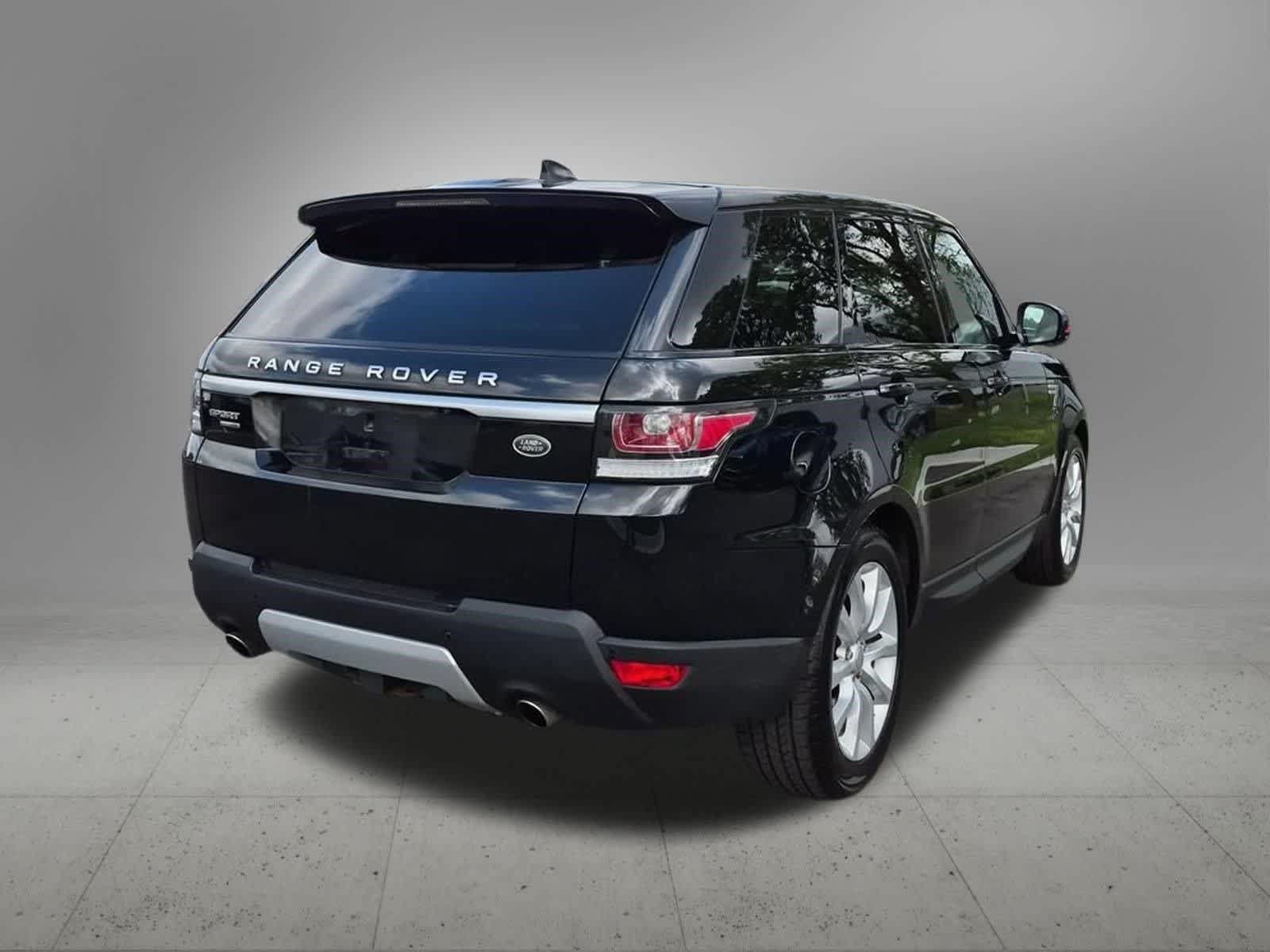 Used 2017 Land Rover Range Rover Sport HSE AWD/4WD image 6