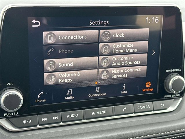 Certified 2024 Nissan Rogue SV image 21