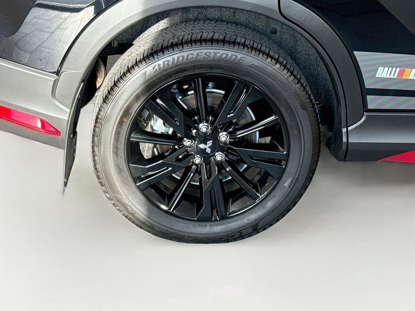 Used 2026 Mitsubishi Eclipse Cross LE AWD/4WD image 40