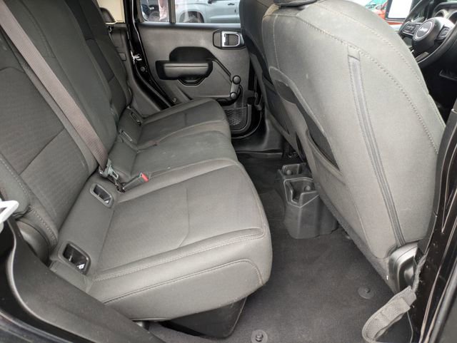 Used 2023 Jeep Gladiator Sport w/ Trailer Tow Package AWD/4WD image 24