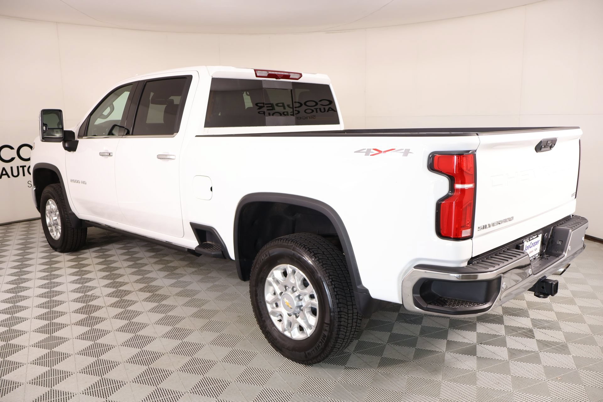 Used 2025 Chevrolet Silverado 2500 LTZ w/ LTZ Convenience Package AWD/4WD image 22