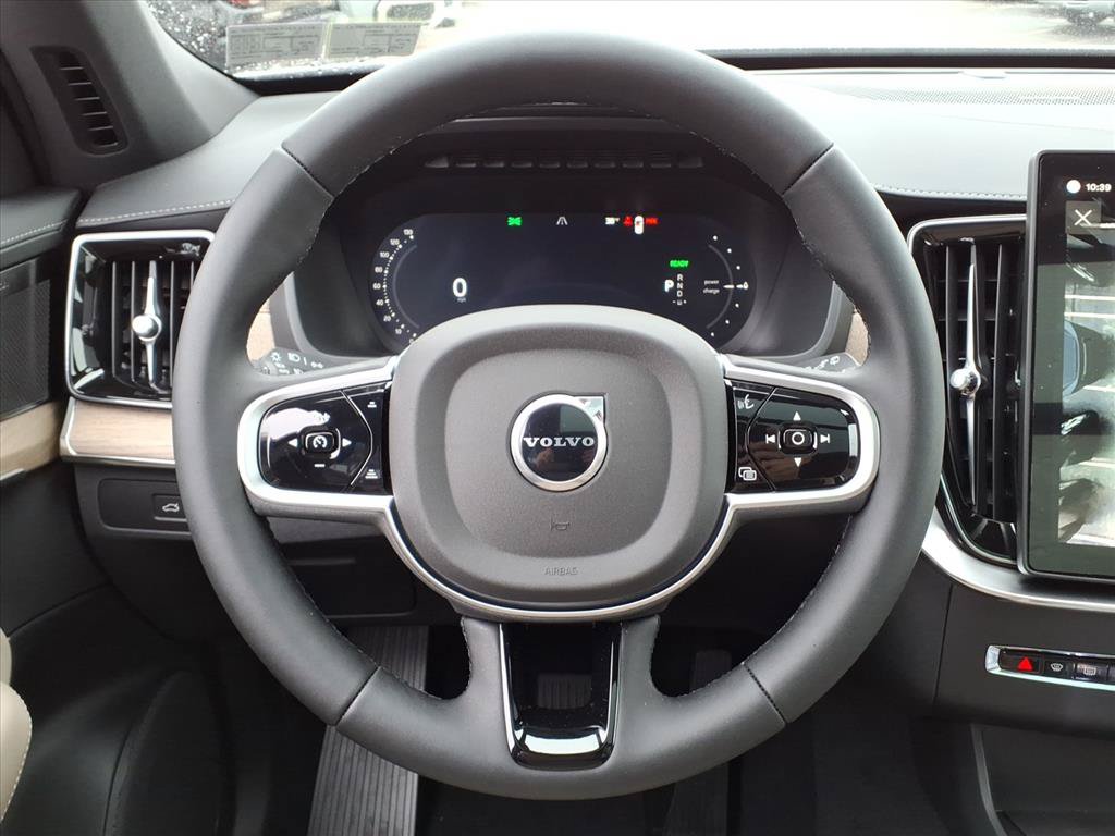 New 2026 Volvo XC90 T8 Plus w/ Protection Package Premier AWD/4WD image 11