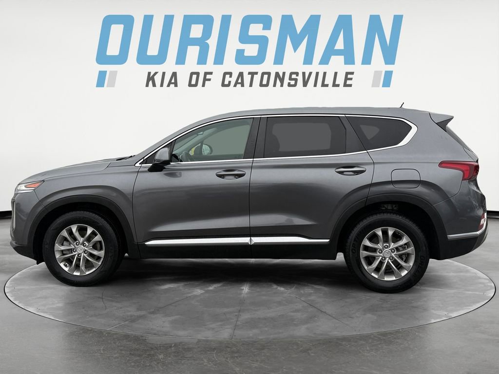 Used 2020 Hyundai Santa Fe SE image 3