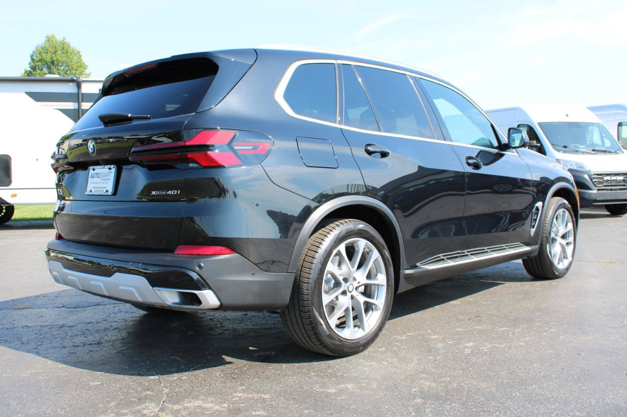 Used 2026 BMW X5 xDrive40i AWD/4WD image 4