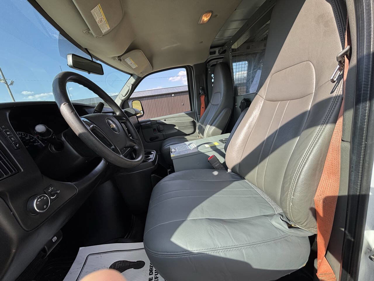 Used 2013 Chevrolet Express 2500 image 7